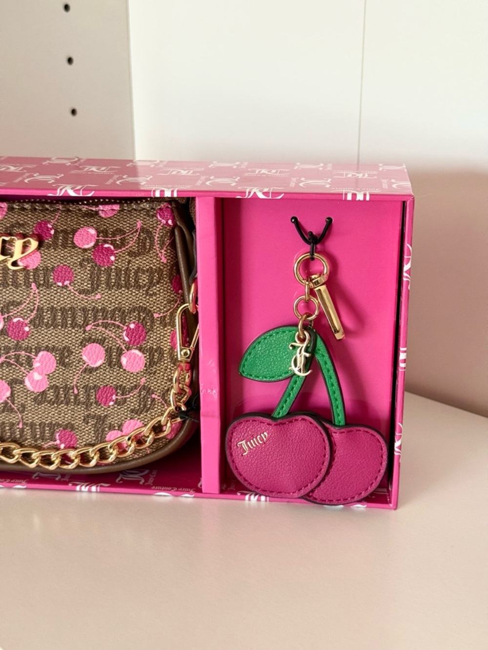Juicy Couture “Cherry Status” Mini Wristlet Bag with Cherry Charm - Picture 4 of 5